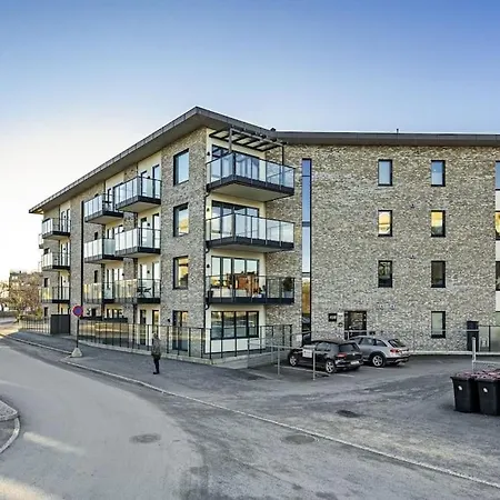 Moderne Solrik Leilighet - Gratis Lading/Sentralt Kristiansand Eksteriør bilde